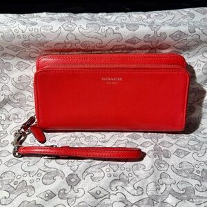 Coach Long Double Zipper Accordion Red Leather Wallet / Wristlet - EUC